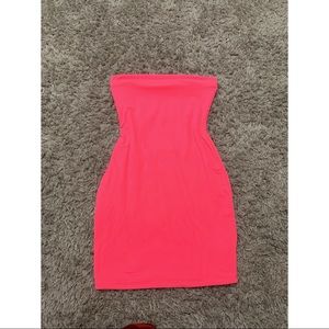 Agaci’ neon pink bodycon/tube dress